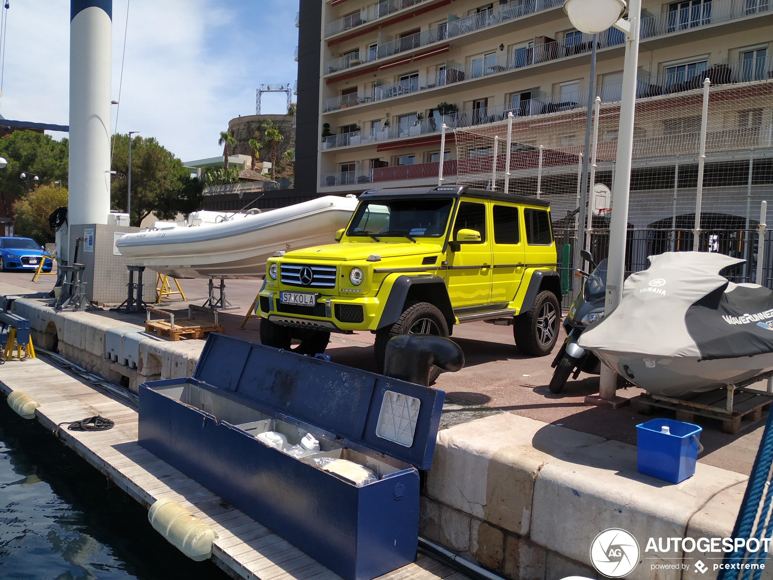 Mercedes-Benz G 500 4X4²