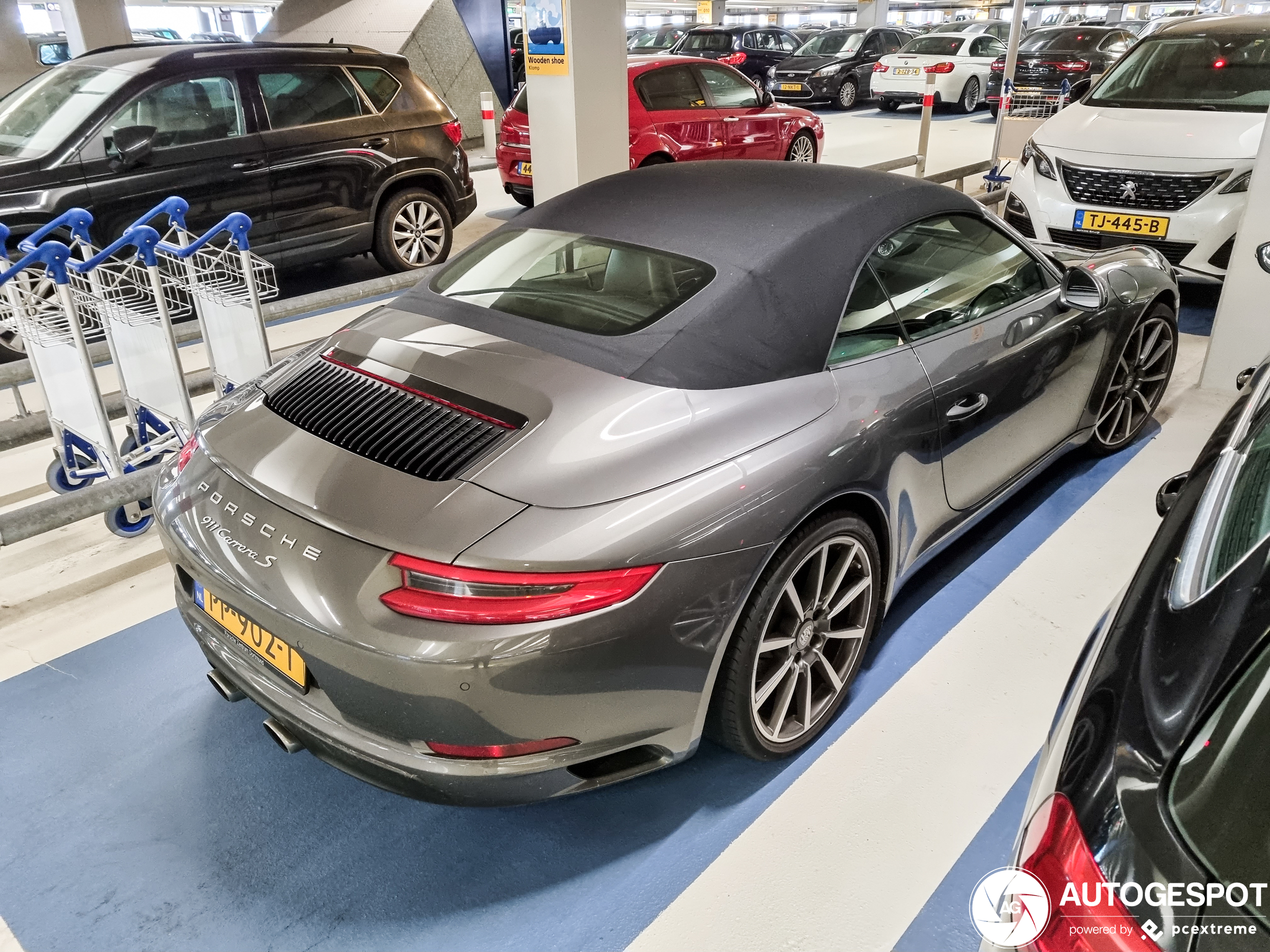 Porsche 991 Carrera S Cabriolet MkII