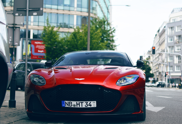 Aston Martin DBS Superleggera