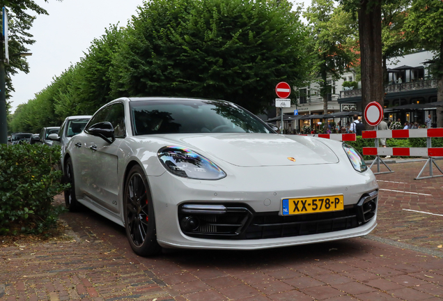 Porsche 971 Panamera GTS Sport Turismo