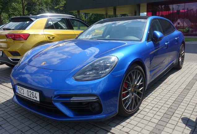 Porsche 971 Panamera Turbo Sport Turismo