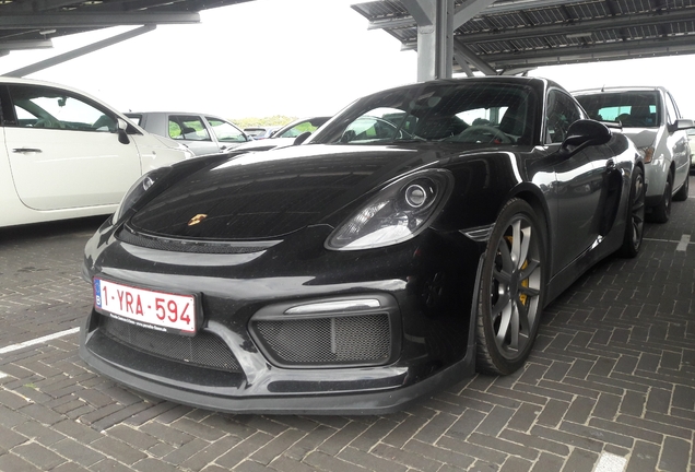 Porsche 981 Cayman GT4