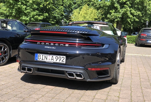 Porsche 992 Turbo Cabriolet