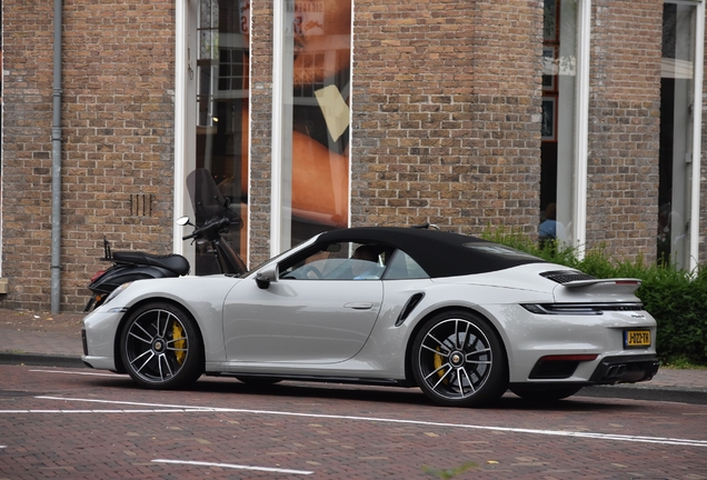 Porsche 992 Turbo S Cabriolet