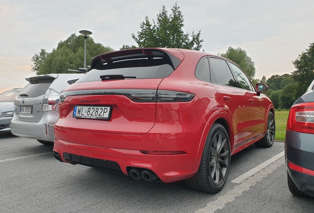 Porsche 9YA Cayenne GTS