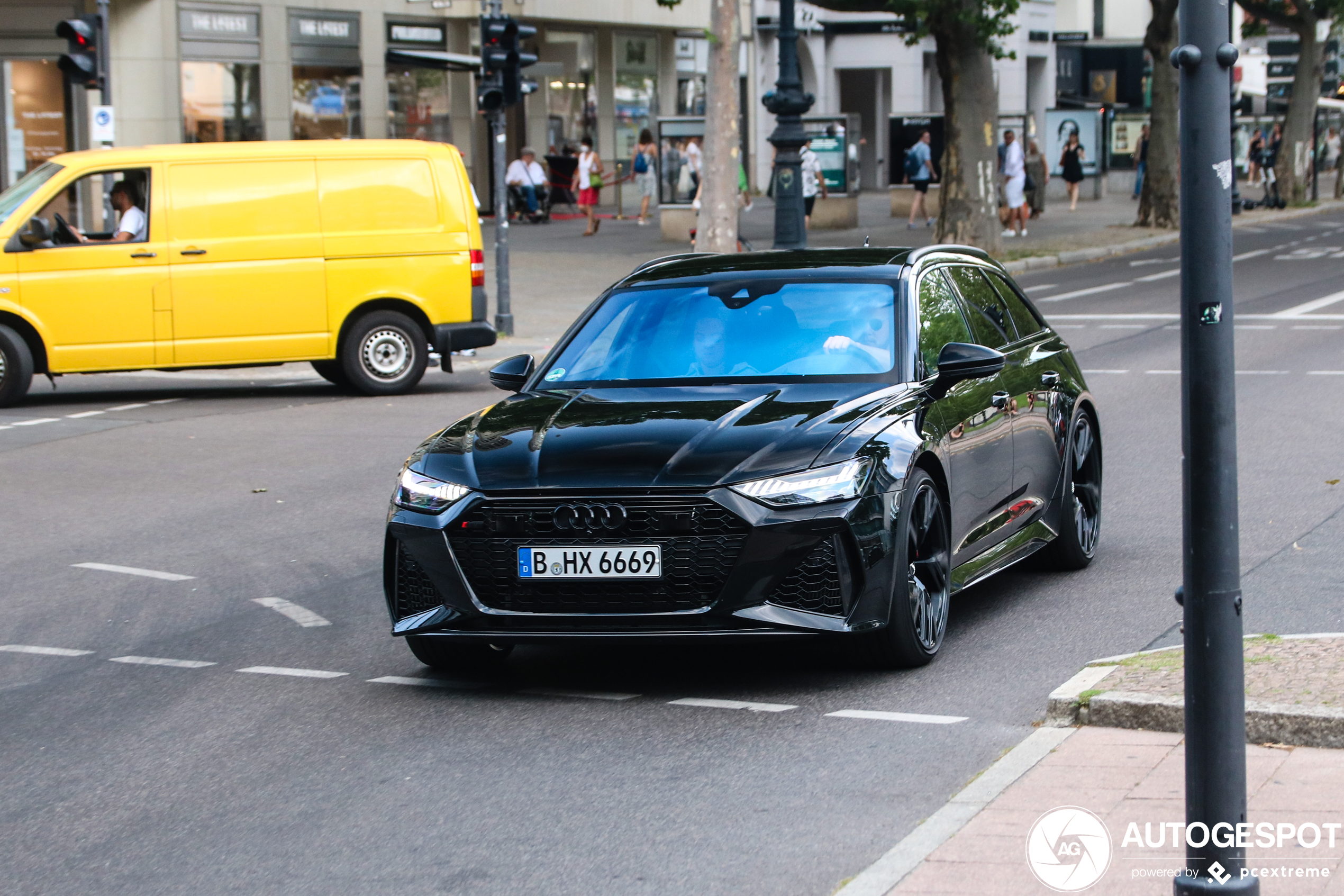 Audi RS6 Avant C8