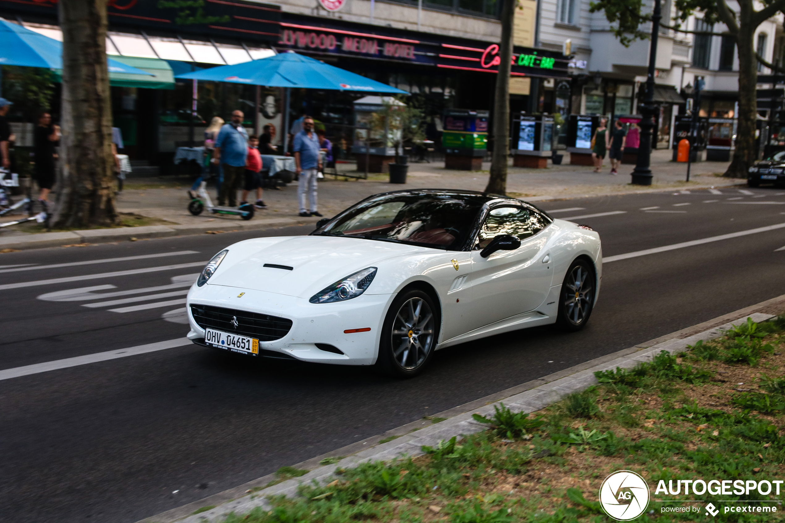 Ferrari California