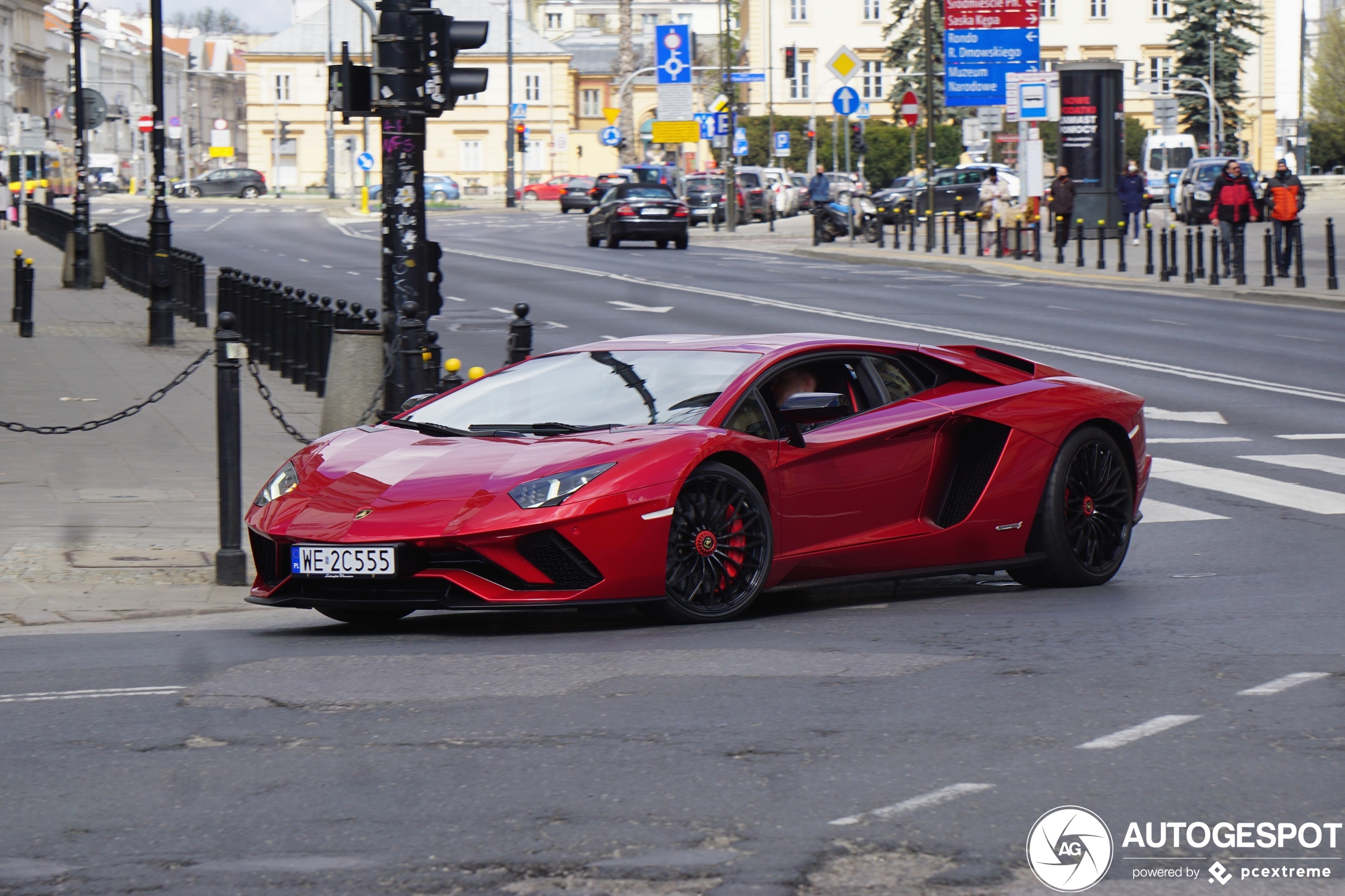 Lamborghini Aventador S LP740-4