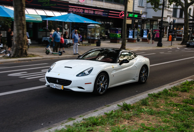 Ferrari California