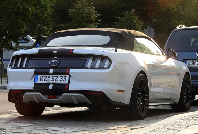 Ford Mustang GT Convertible 2015