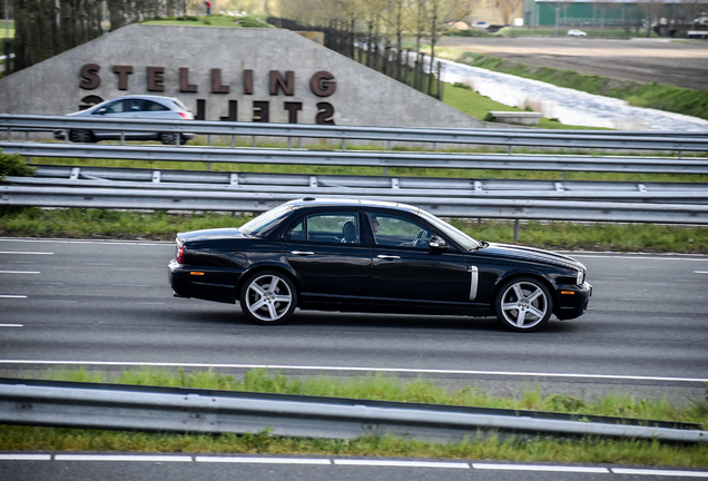 Jaguar XJR Portfolio