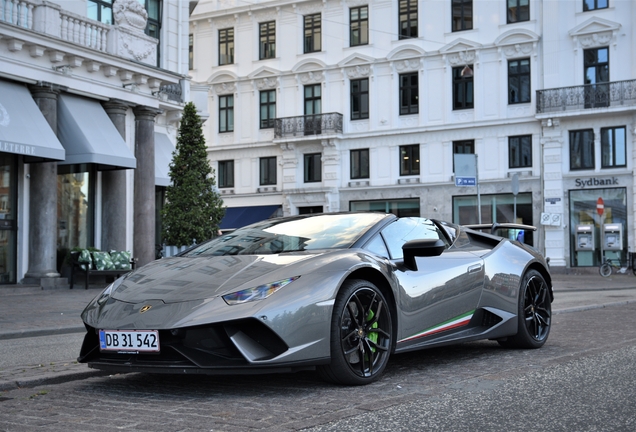 Lamborghini Huracán LP640-4 Performante Spyder