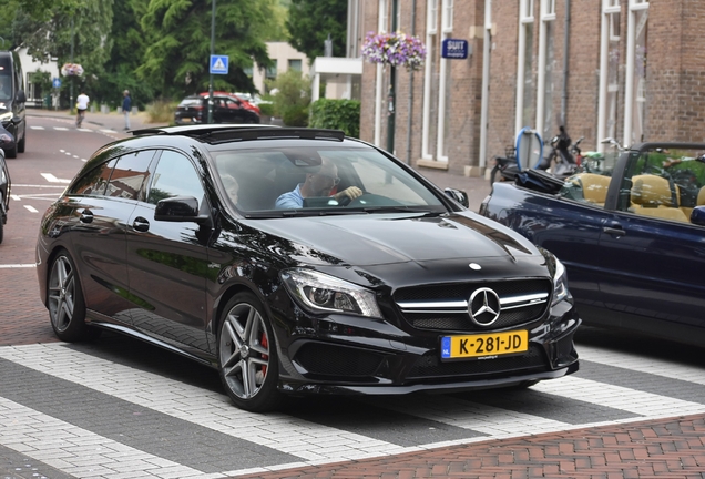 Mercedes-Benz CLA 45 AMG Shooting Brake