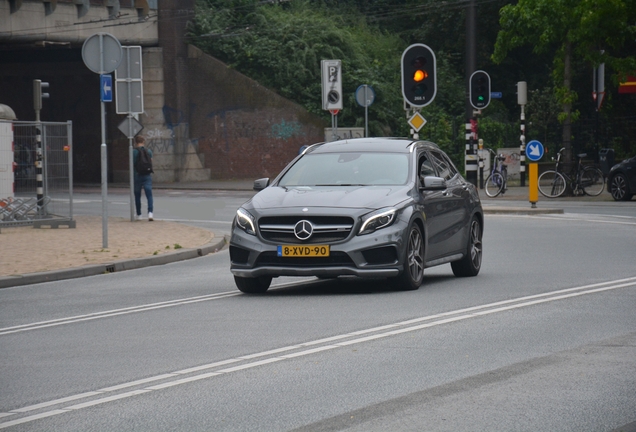 Mercedes-Benz GLA 45 AMG X156