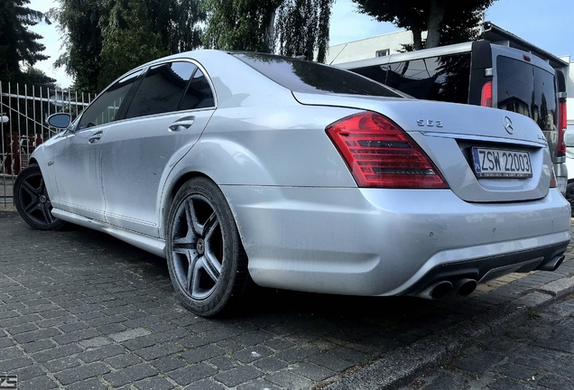 Mercedes-Benz S 63 AMG W221 2010