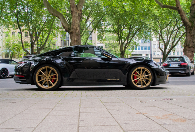 Porsche 992 Carrera 4S