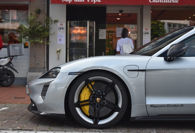 Porsche Taycan Turbo S