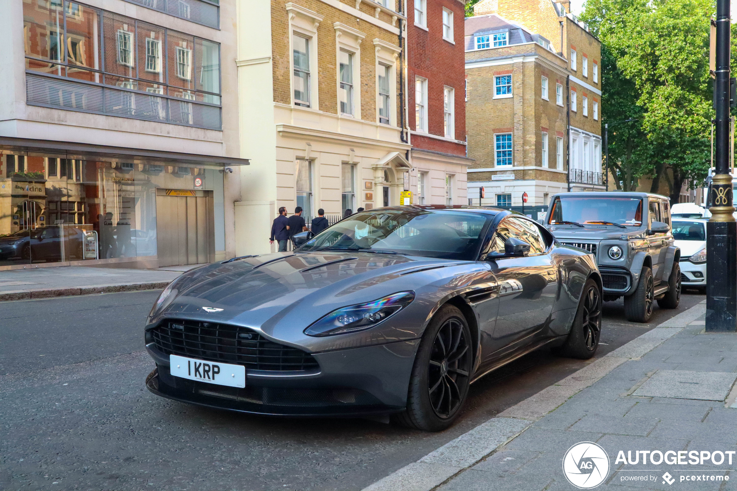 Aston Martin DB11 AMR