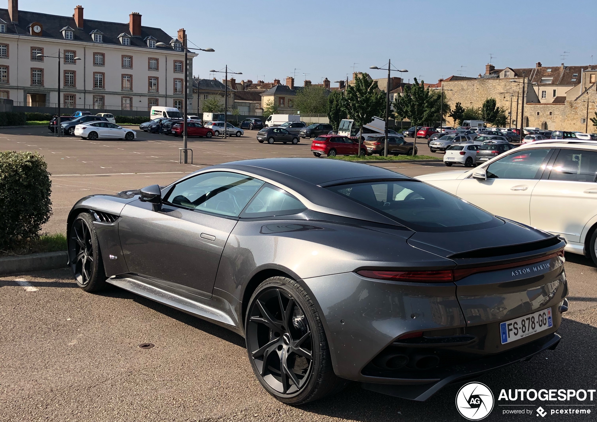 Aston Martin DBS Superleggera