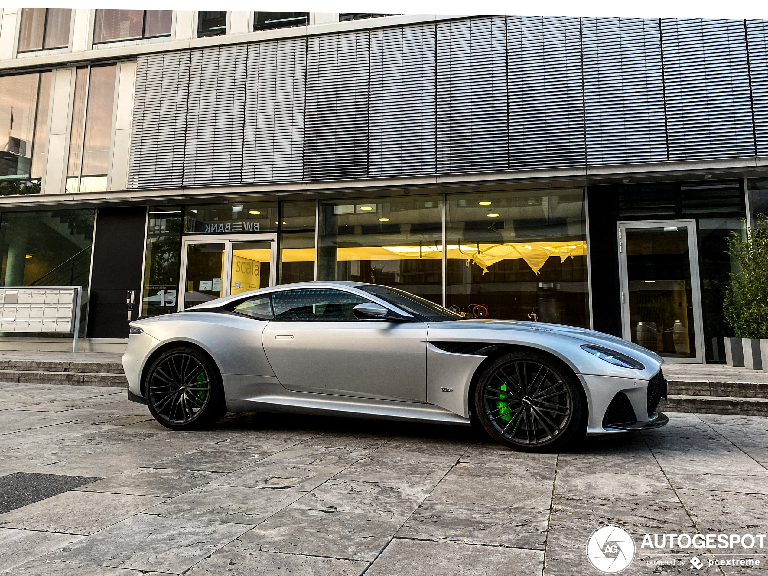 Aston Martin DBS Superleggera