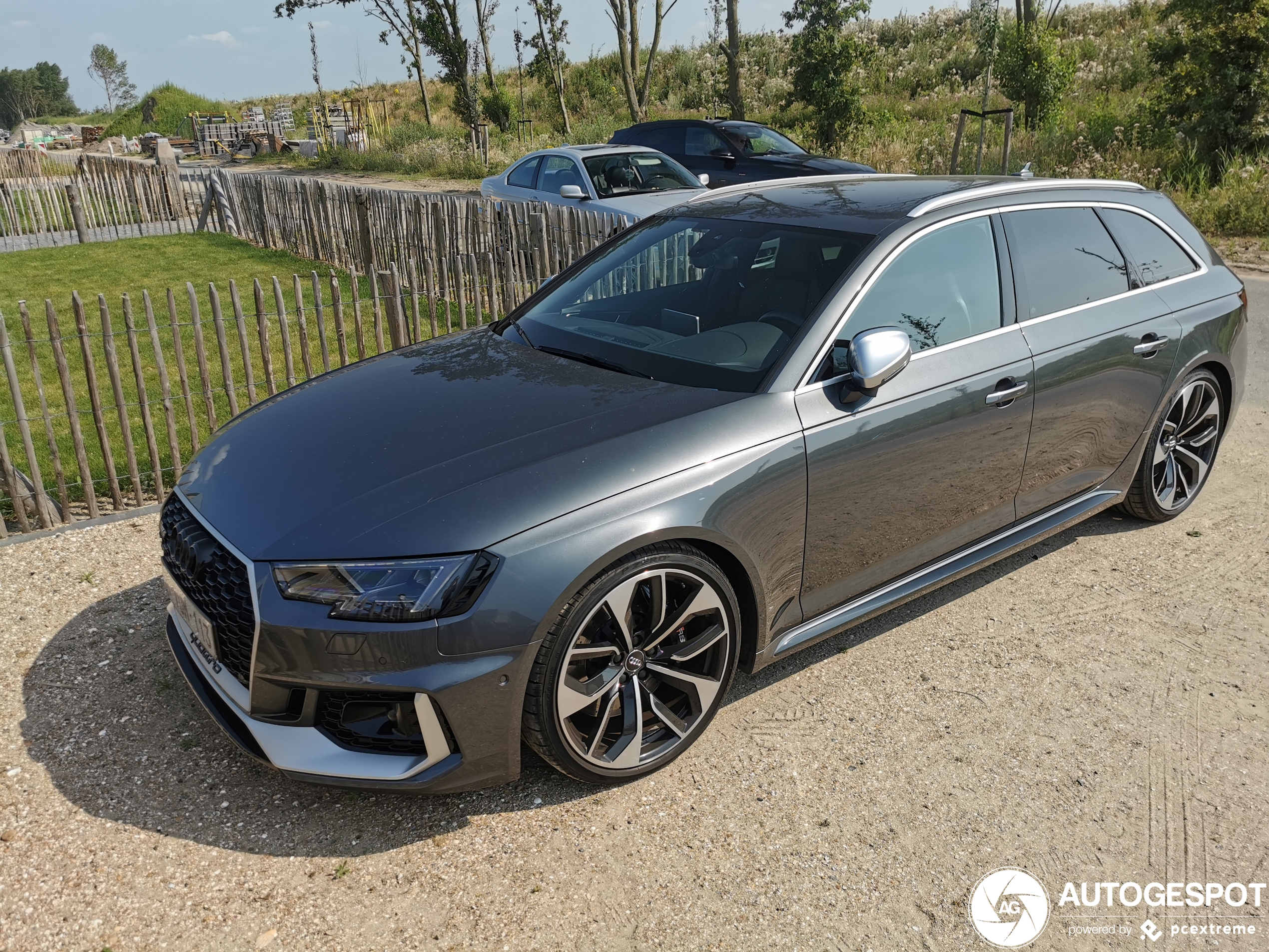 Audi RS4 Avant B9