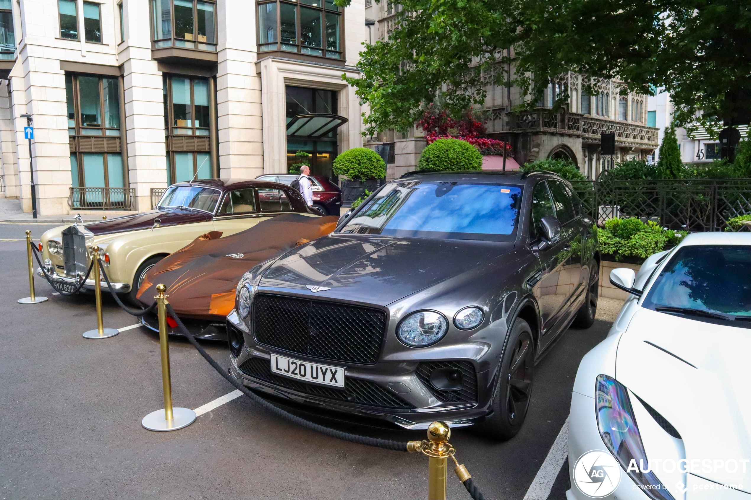 Bentley Bentayga V8 2021 First Edition