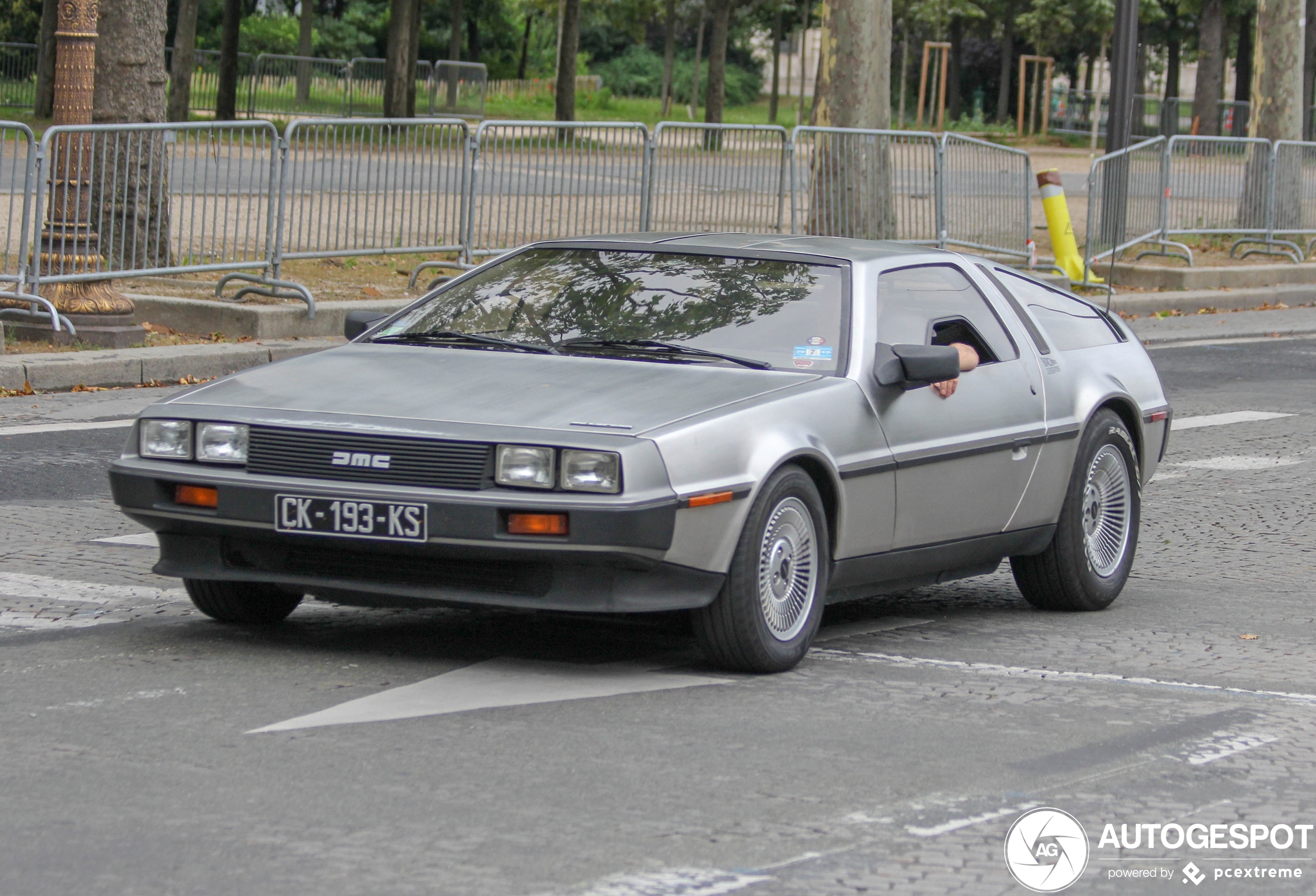 DeLorean DMC-12