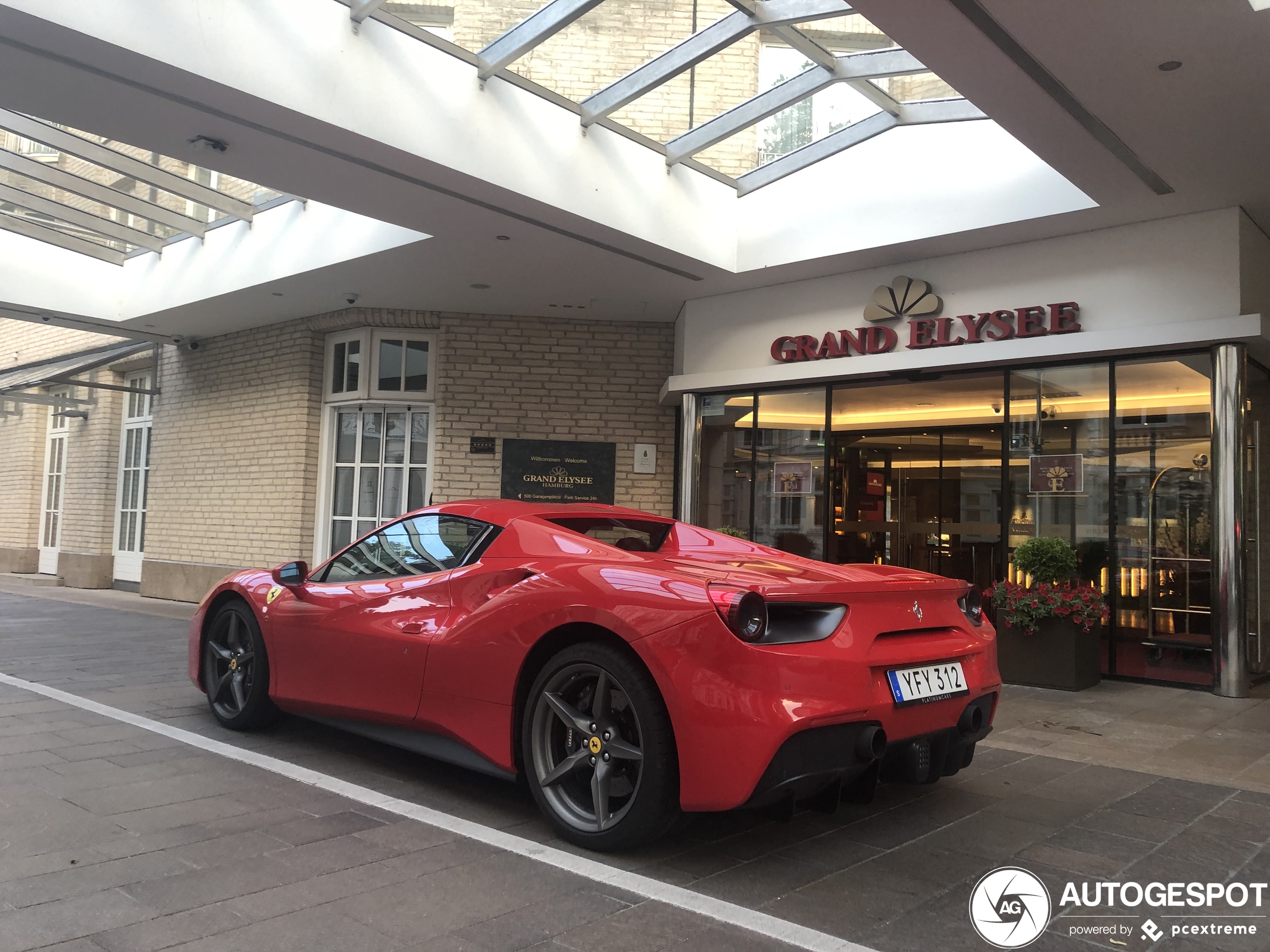 Ferrari 488 Spider