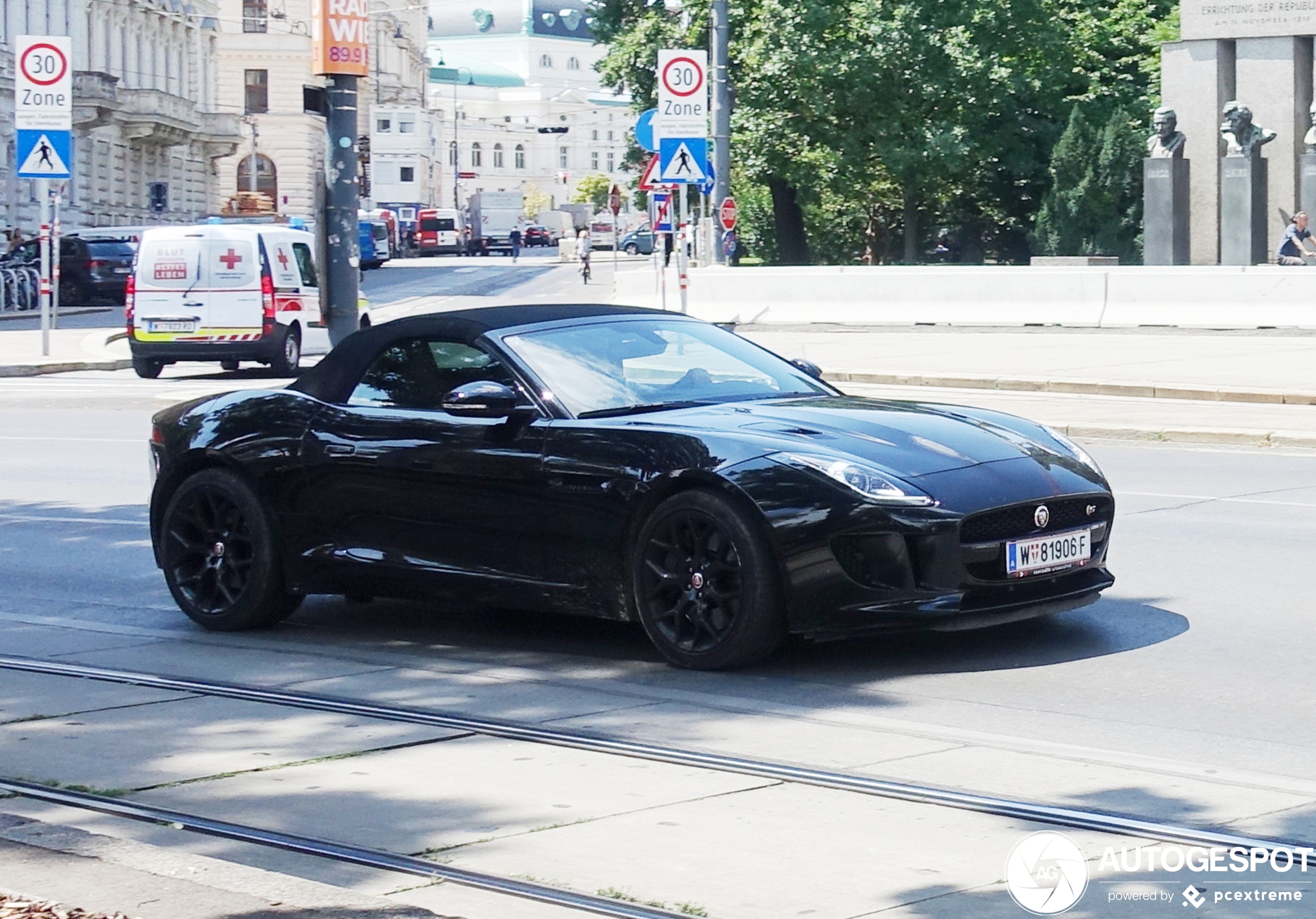 Jaguar F-TYPE S AWD Convertible