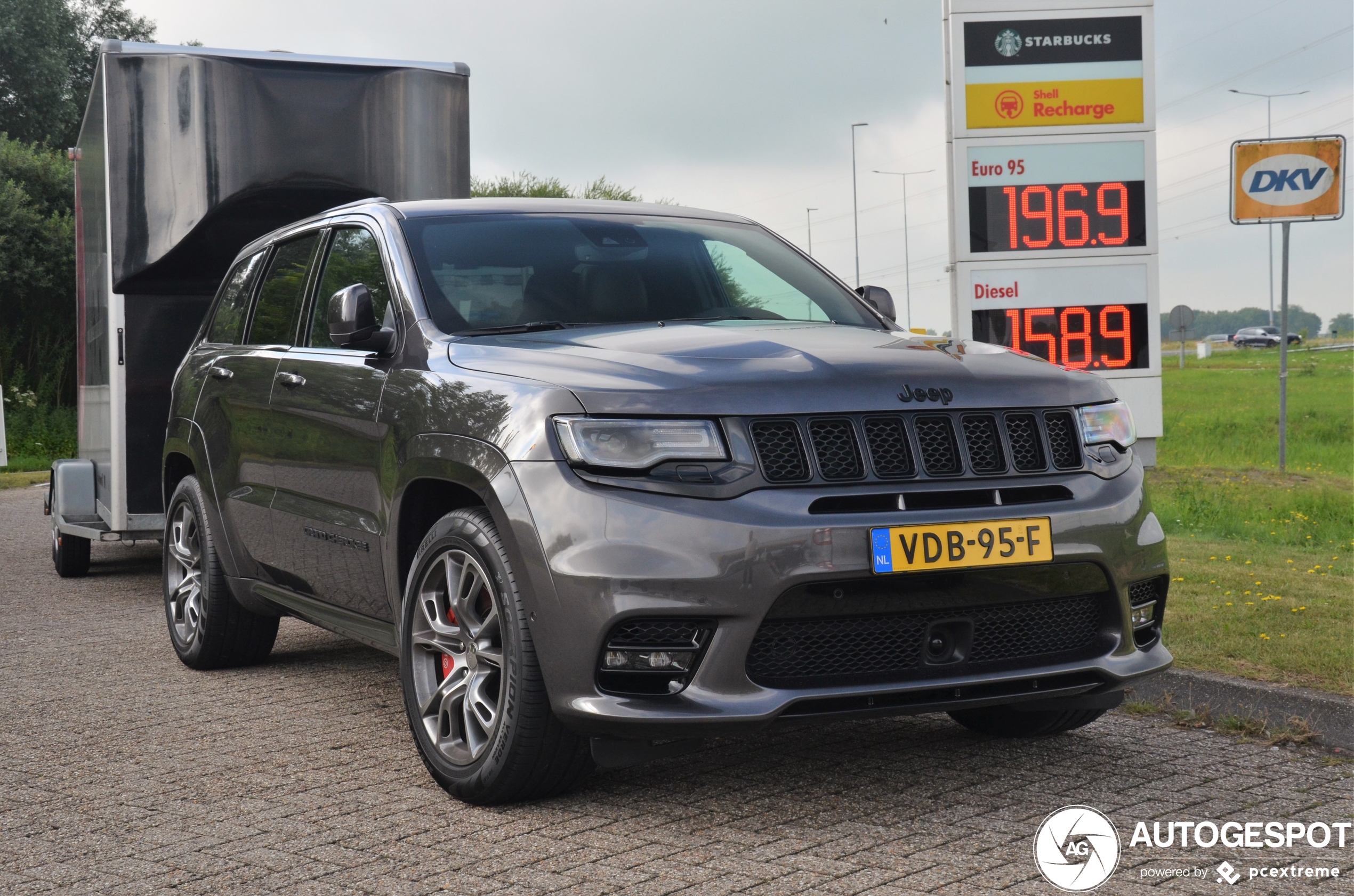 Facelift Friday: Grand Cherokee SRT