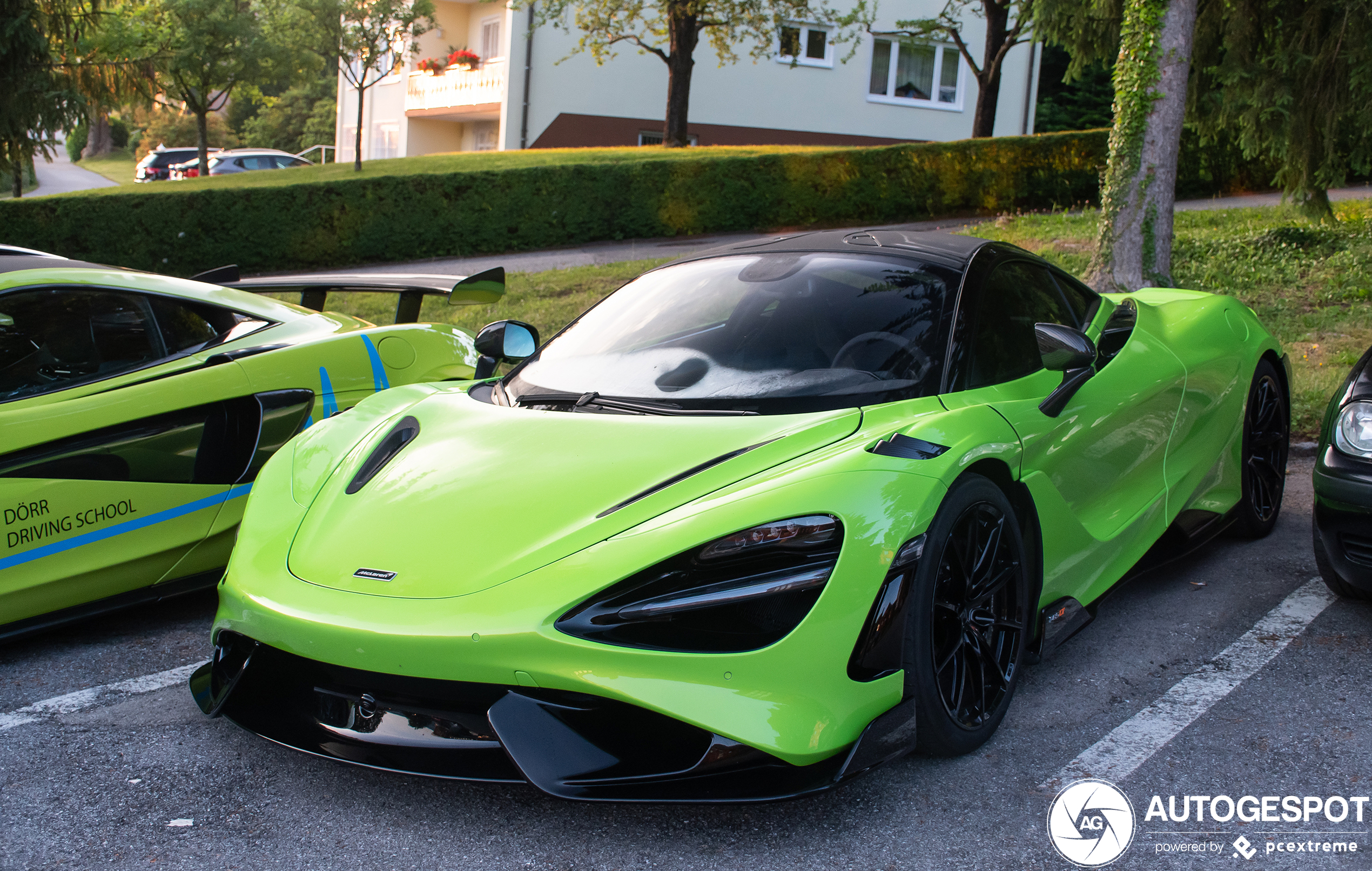 McLaren 765LT