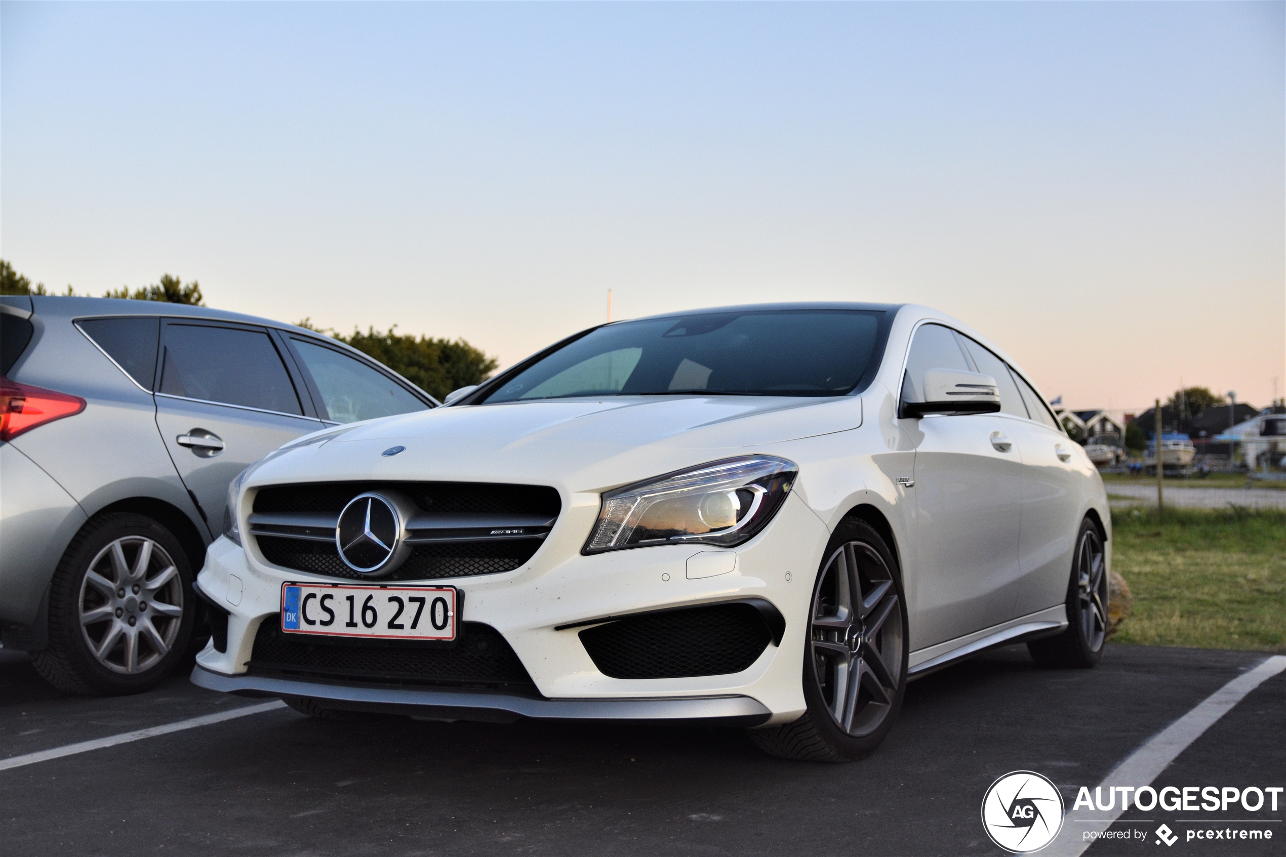 Mercedes-Benz CLA 45 AMG Shooting Brake