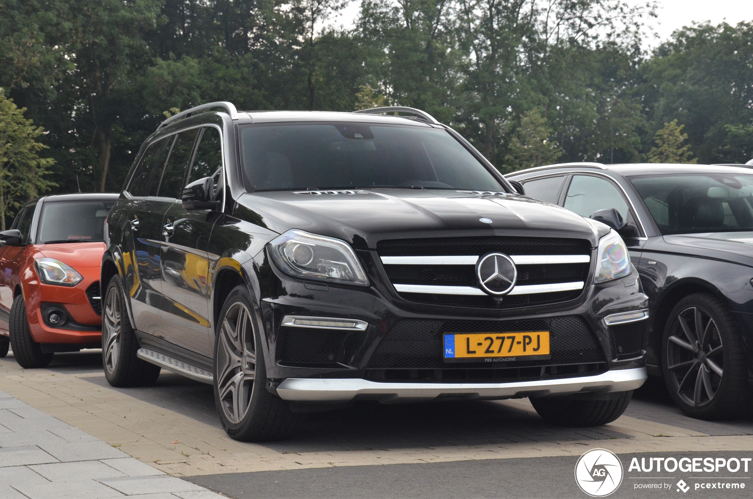 Mercedes-Benz GL 63 AMG X166