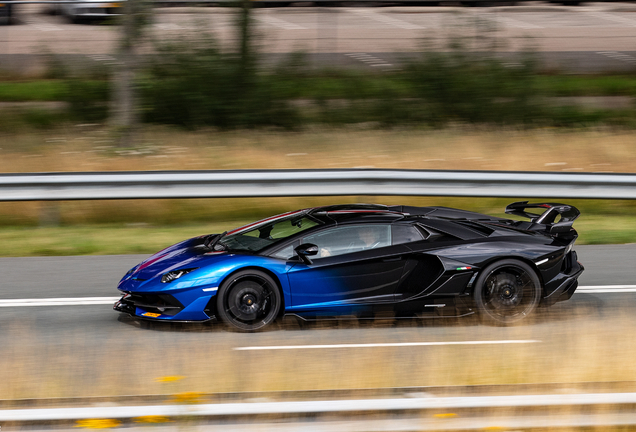 Lamborghini Aventador LP770-4 SVJ Roadster