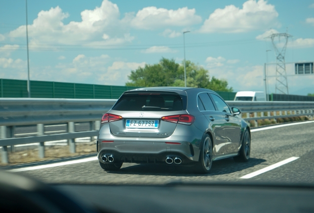 Mercedes-AMG A 45 S W177