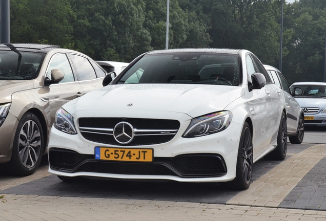 Mercedes-AMG C 63 S W205