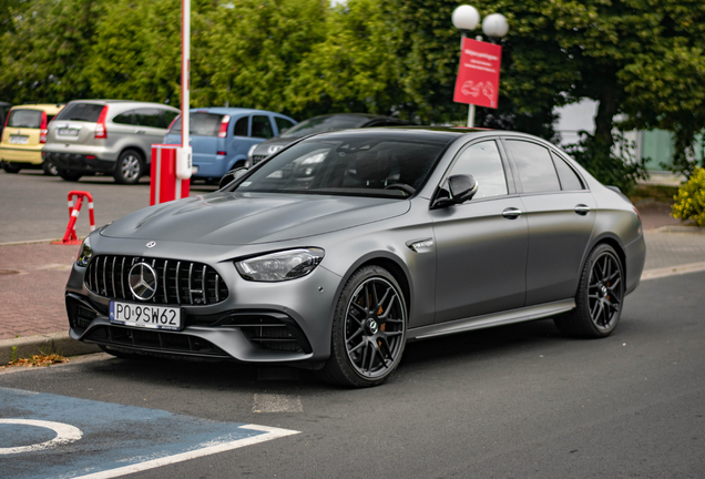 Mercedes-AMG E 63 S W213 2021