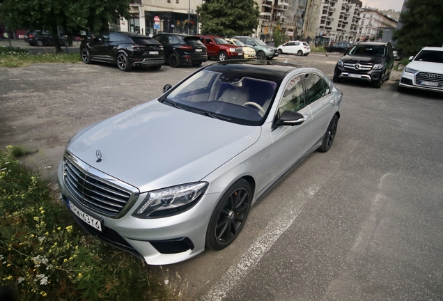 Mercedes-Benz S 63 AMG V222