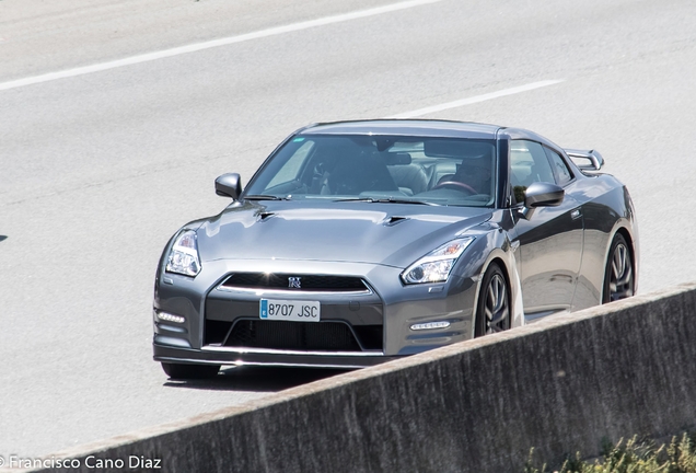 Nissan GT-R 2014