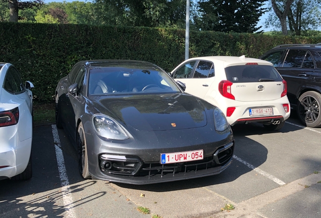 Porsche 971 Panamera Turbo S E-Hybrid Sport Turismo