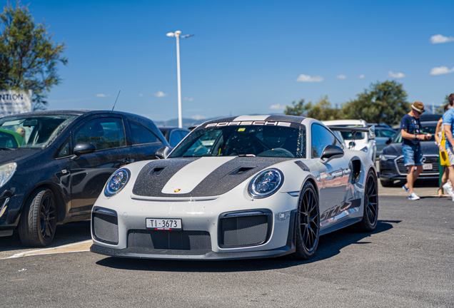 Porsche 991 GT2 RS Weissach Package