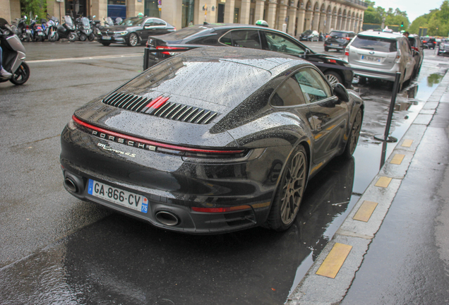 Porsche 992 Carrera 4S