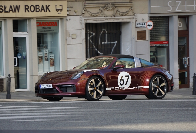 Porsche 992 Targa 4S Heritage Design Edition