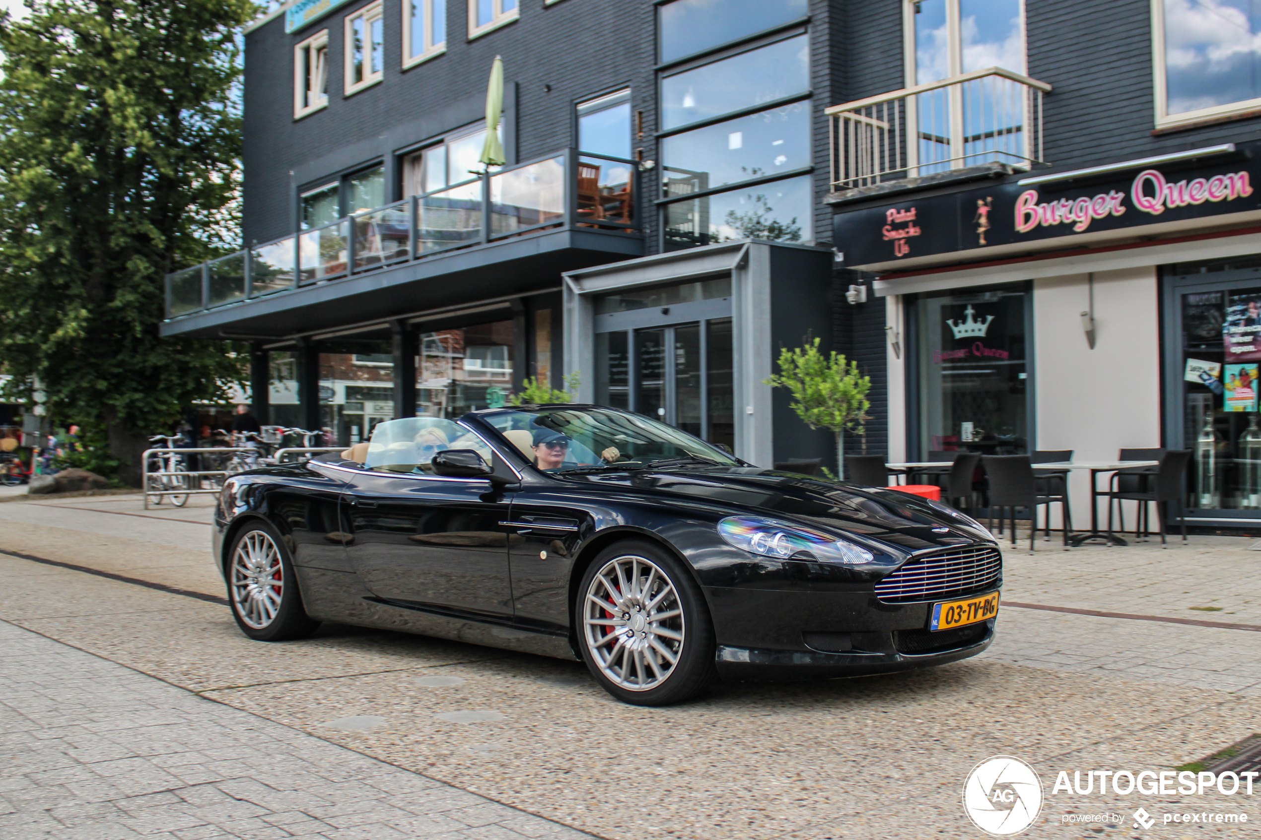 Aston Martin DB9 Volante