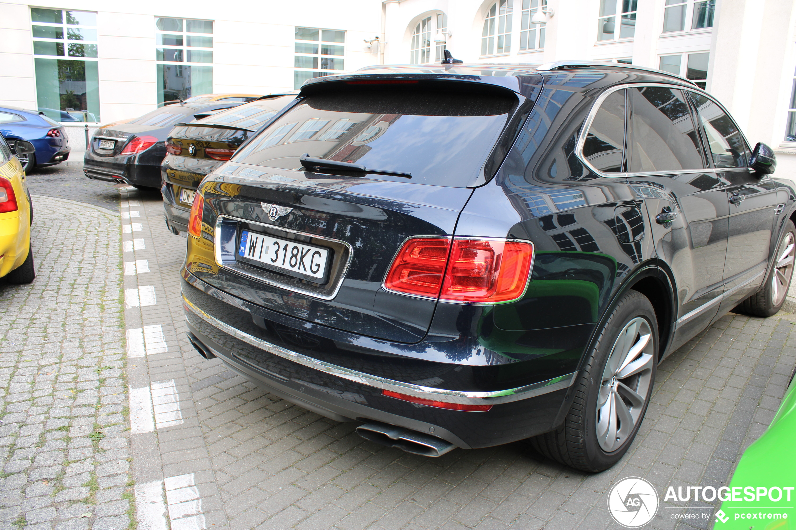 Bentley Bentayga V8