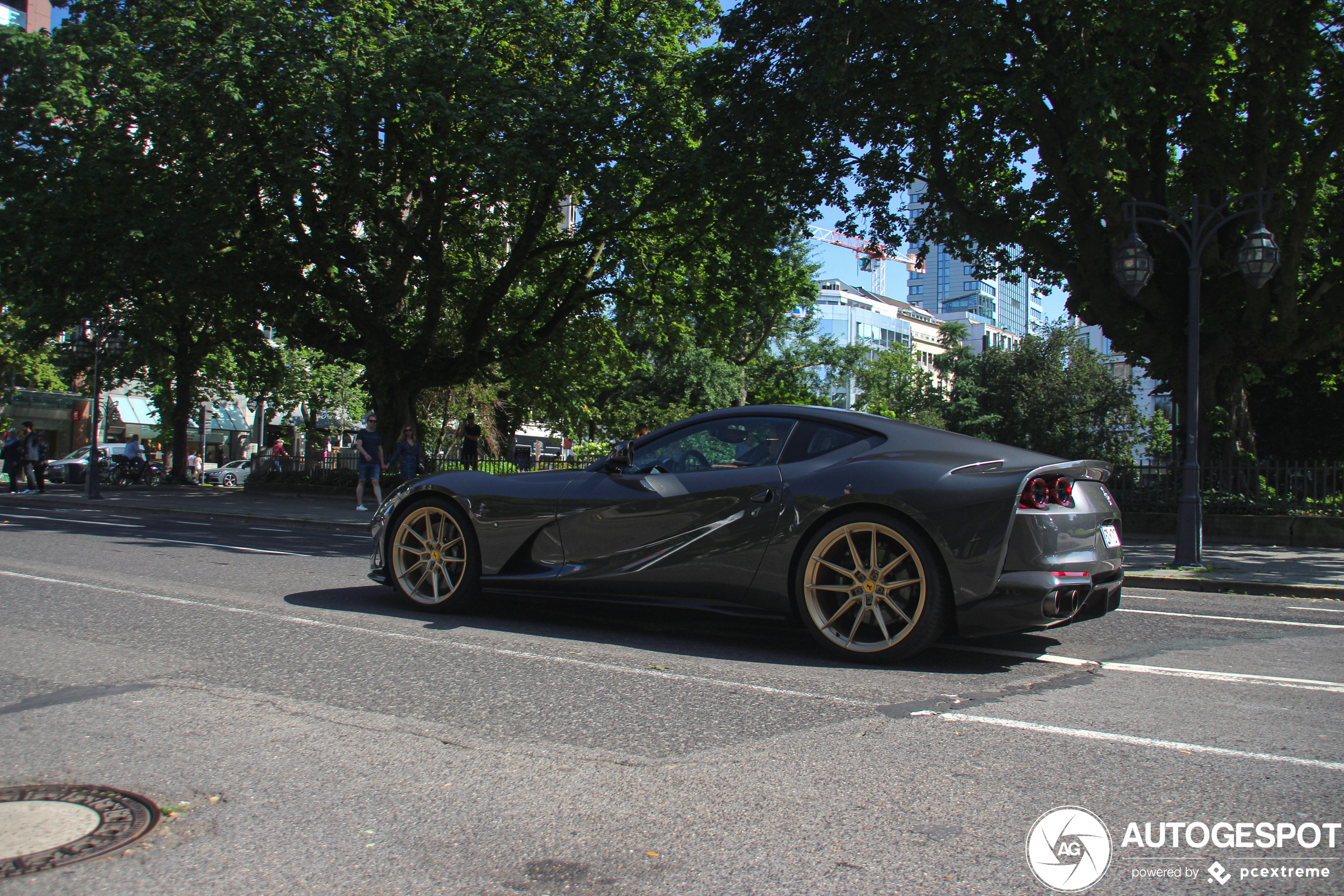 Ferrari 812 Superfast