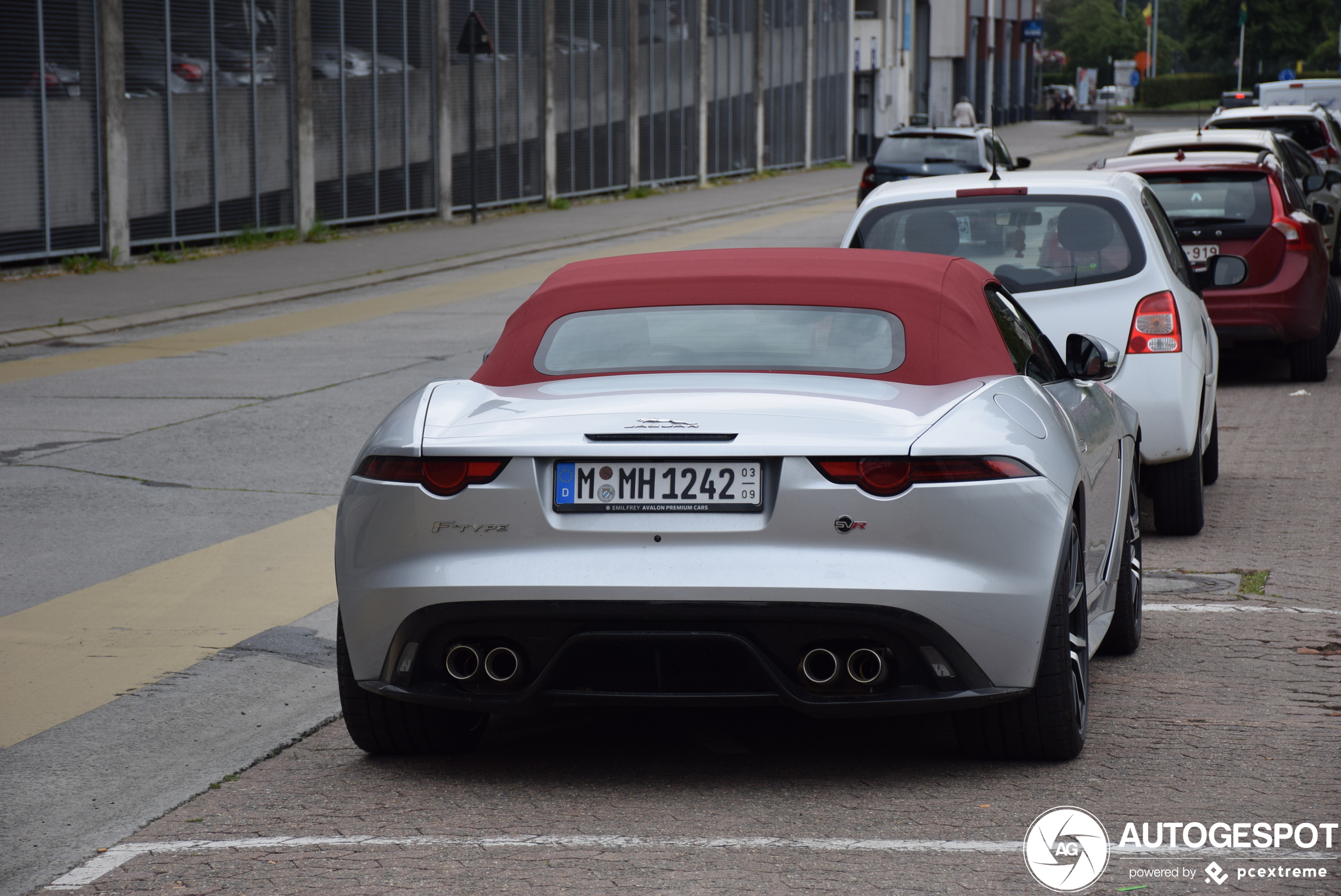 Jaguar F-TYPE SVR Convertible 2017