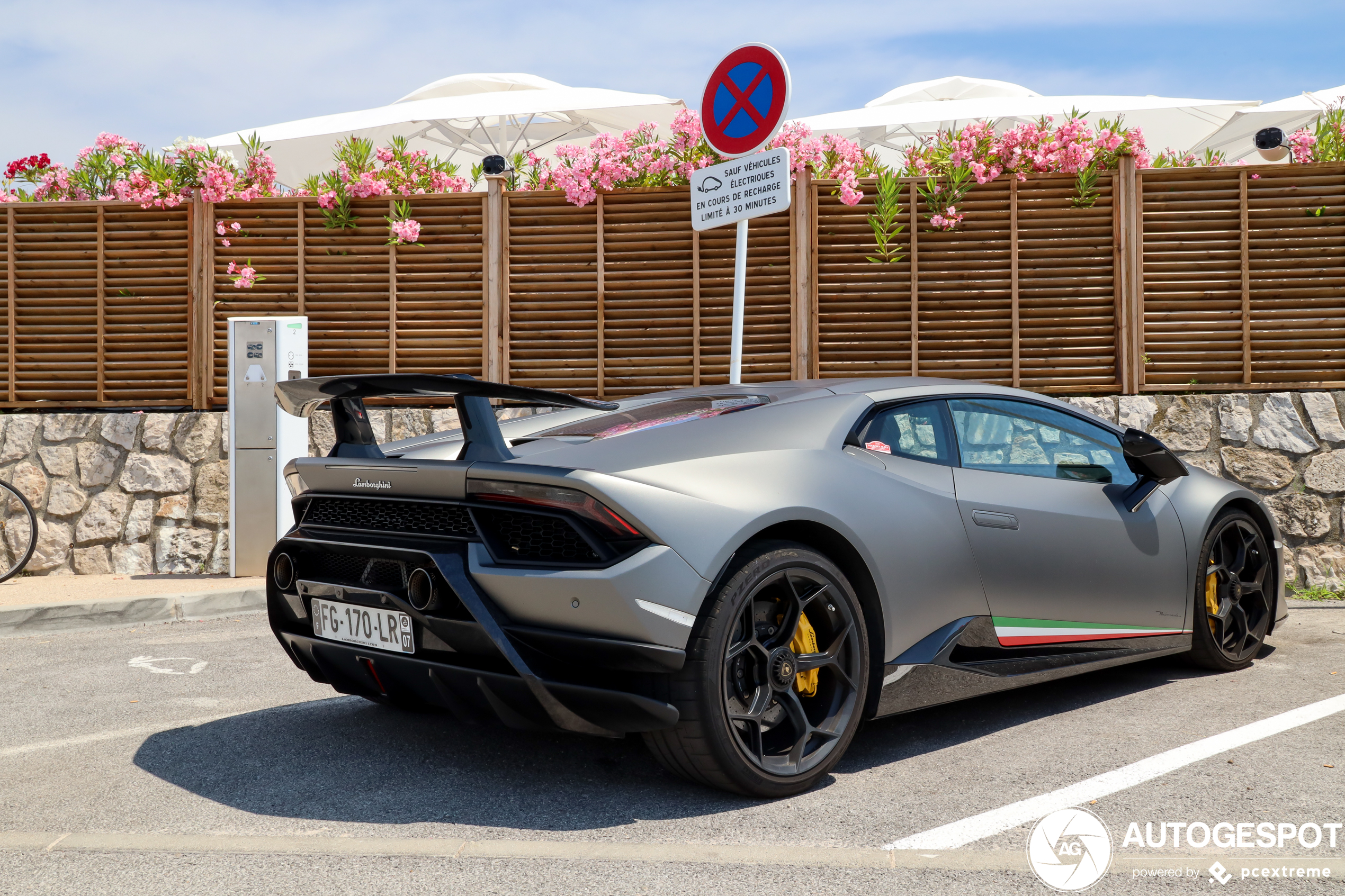 Lamborghini Huracán LP640-4 Performante