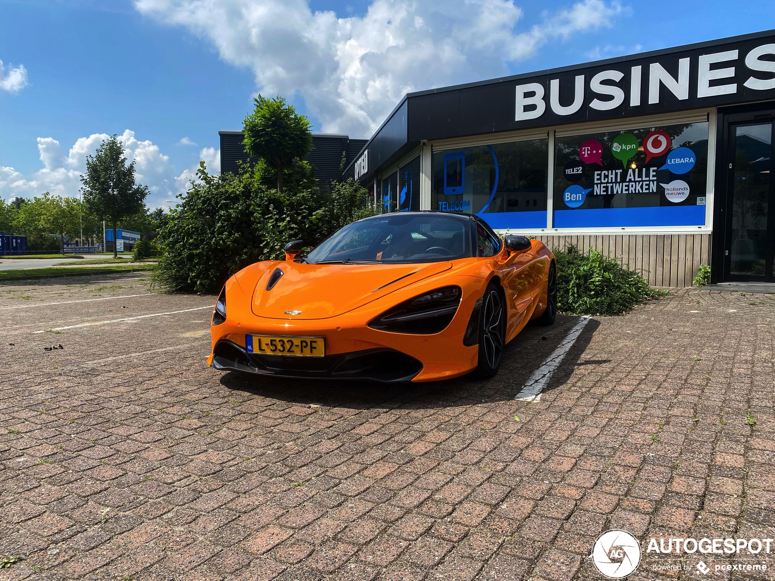 McLaren 720S