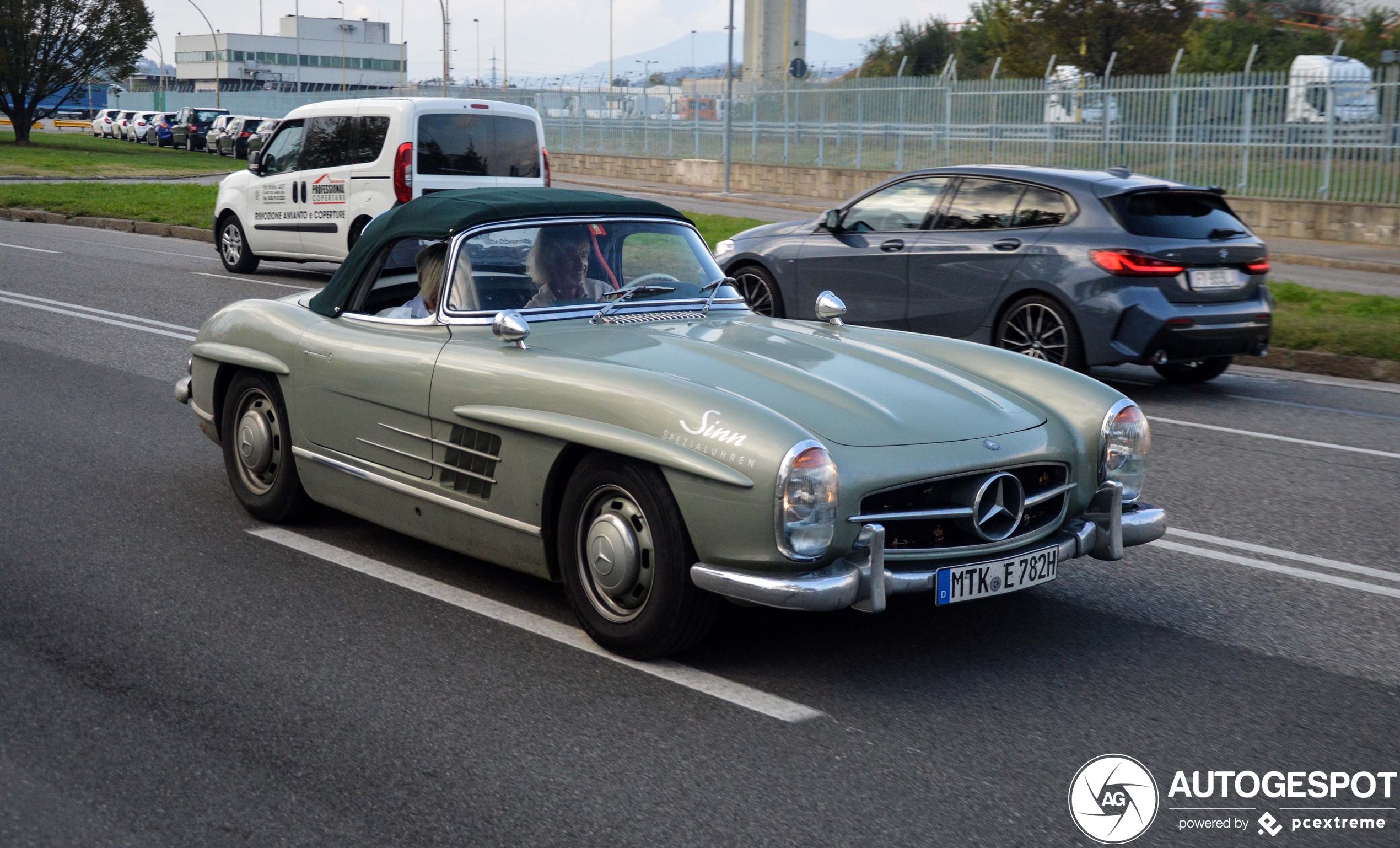 Mercedes-Benz 300SL Roadster